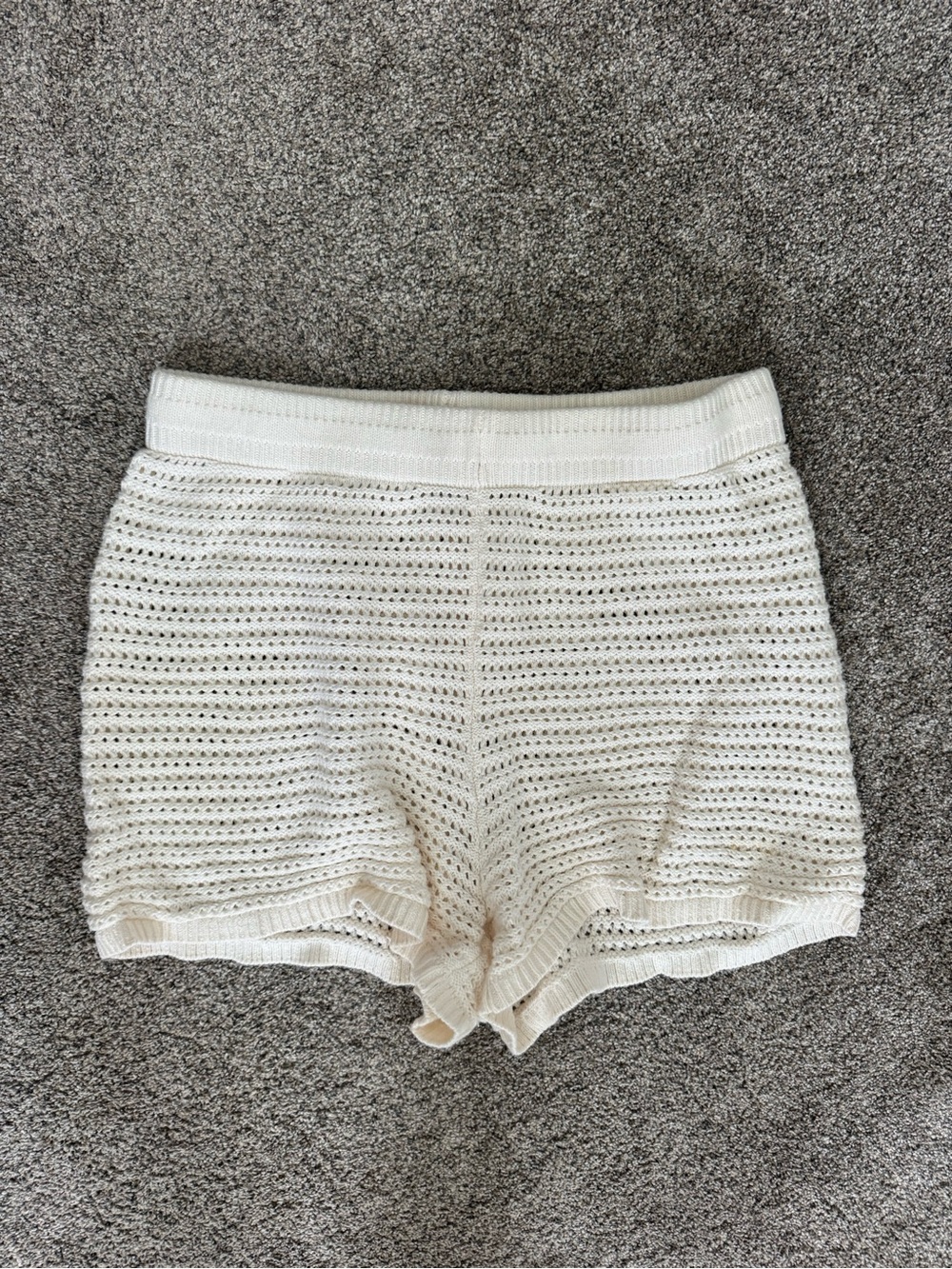 Old Navy Cream Crochet High-Waist Women’s Shorts